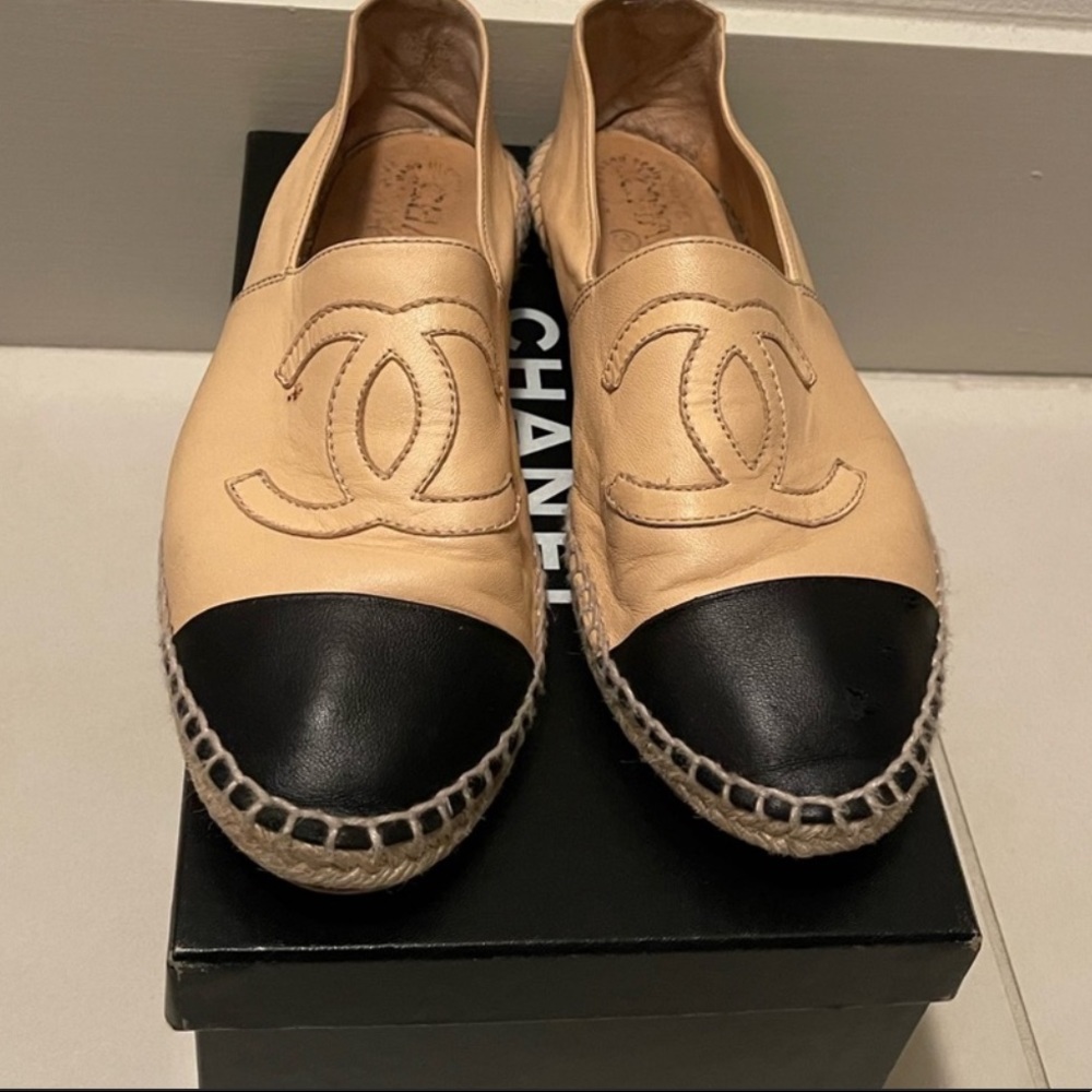 Chanel Iconic 41 Beige Black Espadrilles